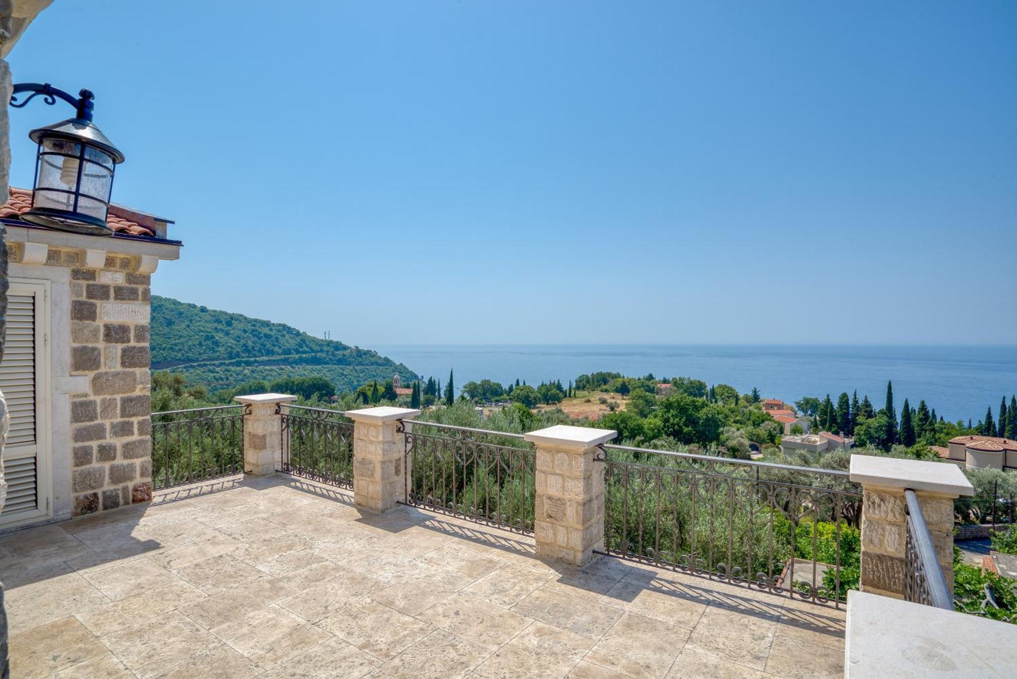 Villa Olive Grove *